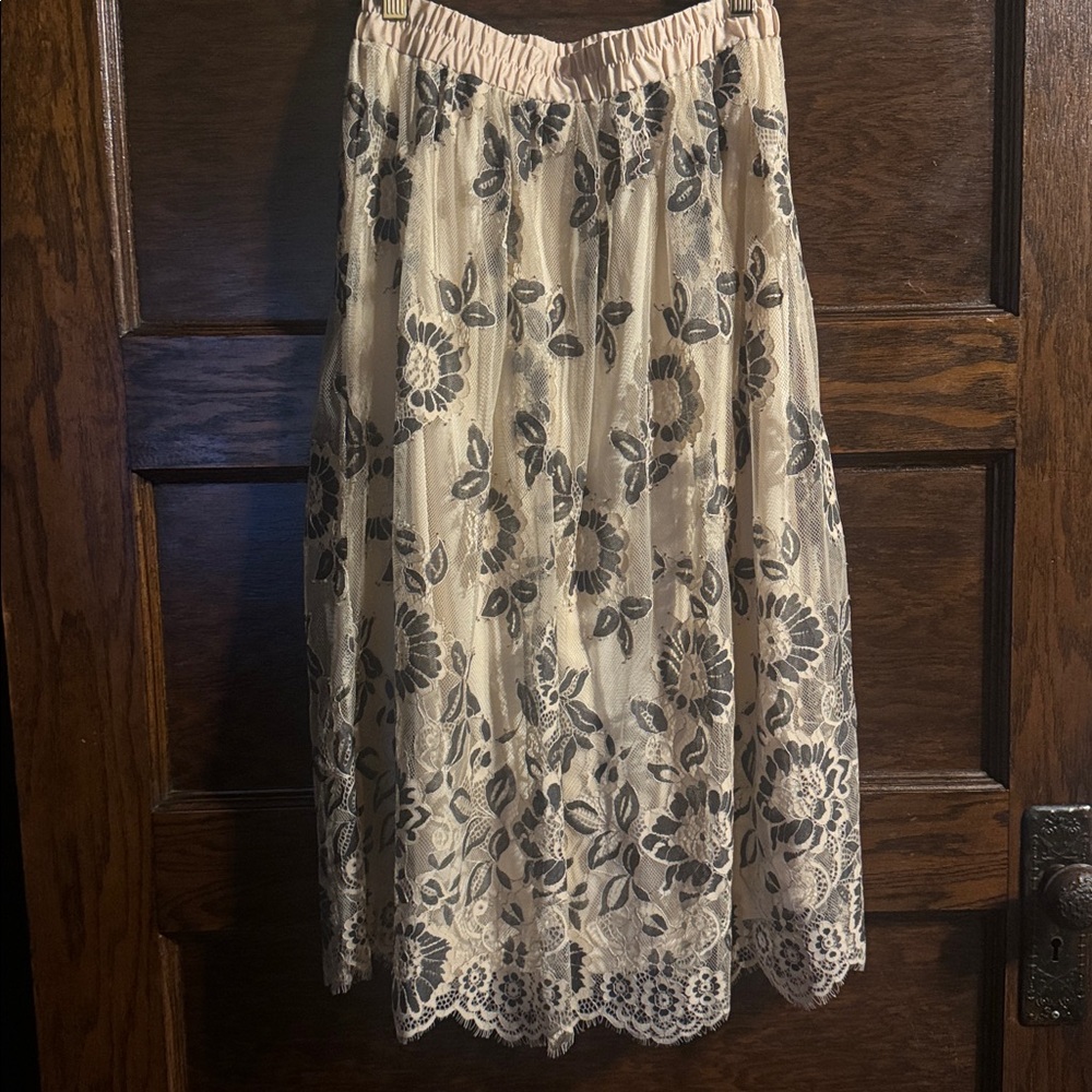 Ultra Pink Cream Floral Lace Midi Skirt